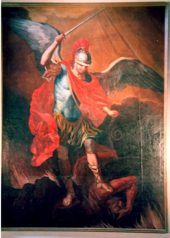 San Michele arcangelo sconfigge satana